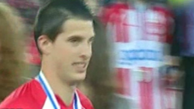 Για άλλα 3 χρόνια στον Ολυμπιακό ο Μιραλάς