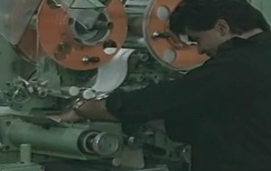 Στο «κόκκινο» οι διαπραγματεύσεις για τους μισθούς