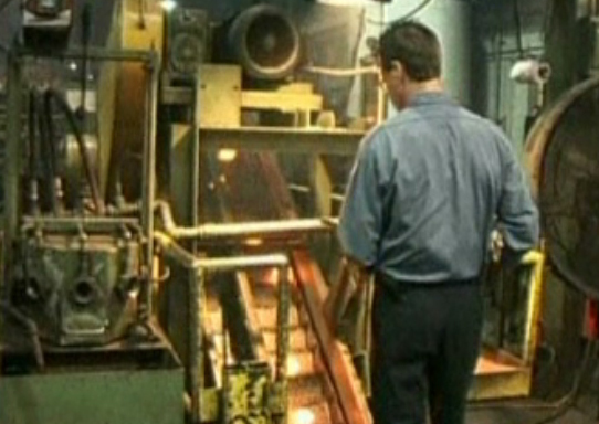 Το 50% των επιχειρήσεων καθυστερούν τους μισθούς