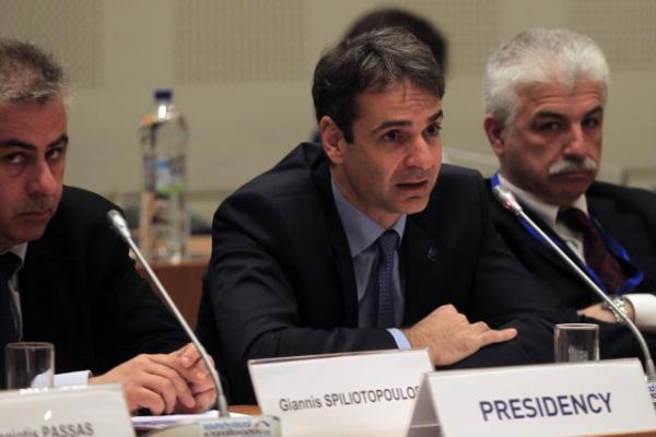 Κυρ.Μητσοτάκης: Λιγότεροι κατά 200.000 οι δημόσιοι υπάλληλοι