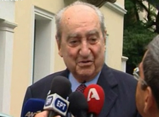 Κάρτα γενεθλίων Καρατζαφέρη προς Μητσοτάκη με ευχές, αλλά και καρφιά