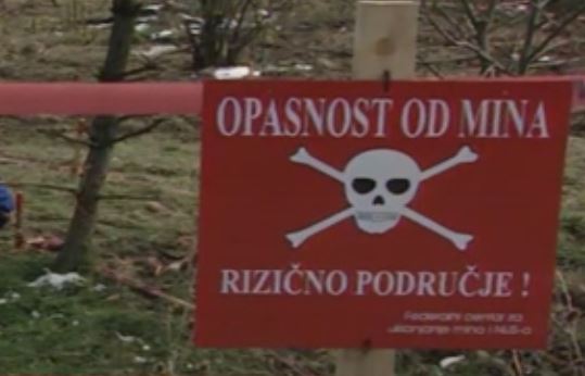 Δένδιας: Κορυφή του παγόβουνου η απάτη με τη ΜΚΟ