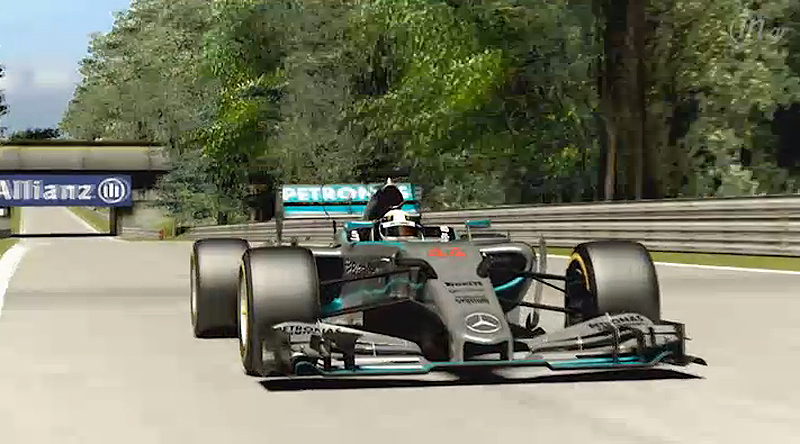 Ο Lewis Hamilton μάς ξεναγεί στην πίστα της Monza