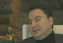 Αλί Μπαμπατζάν: Πρέπει να βρεθεί μια λύση για όλο το νησί της Κύπρου