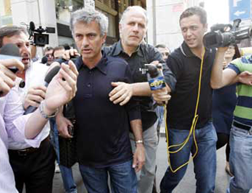 Η Ρεάλ Μαδρίτης ανακοίνωσε ότι θα προσλάβει τον Ζοζέ Μουρίνιο