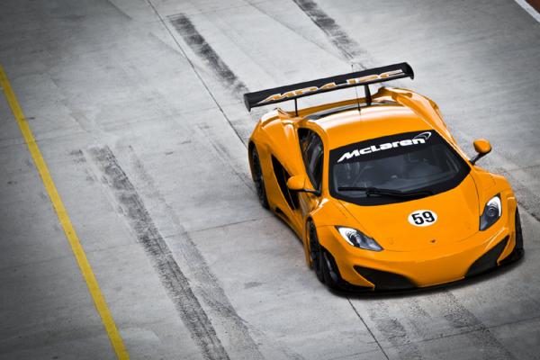 Η McLaren MP4-12C GT3 από το κόκπιτ