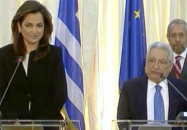 Βολές Μπακογιάννη προς Μολυβιάτη για παρασκηνιακή στήριξη στον Αντ.Σαμαρά