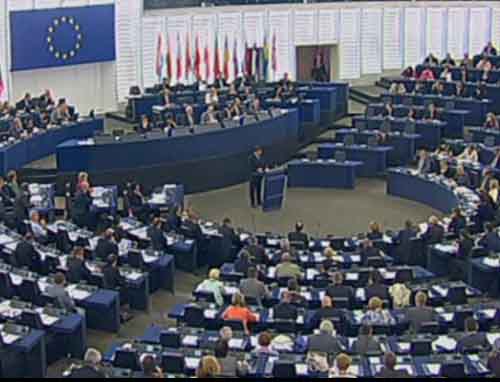 Έκδοση ευρωομολόγων για τη χρηματοδότηση έργων υποδομής, προτείνει ο Ζοζέ Μπαρόζο