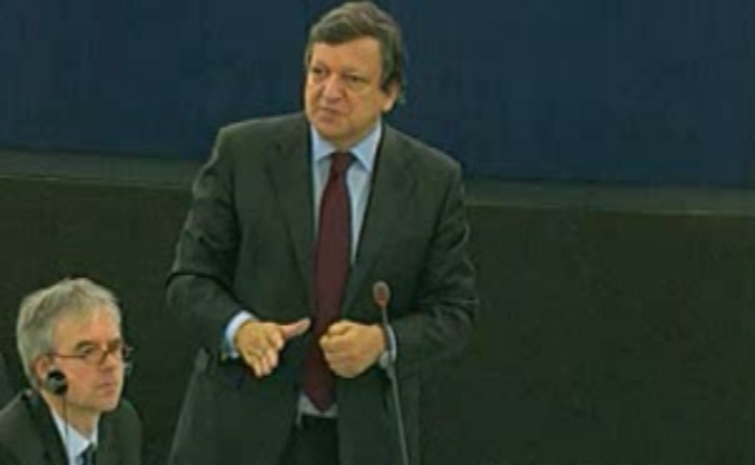 Μπαρόζο: «Τα επώδυνα μέτρα στην Ελλάδα είναι αναπόφευκτα»