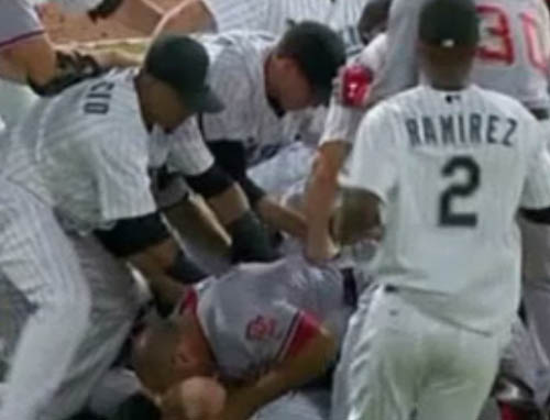 Άγριο ξύλο σε αγώνα μπέϊζμπολ στη Φλόριντα