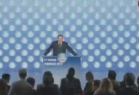 Ο Μπελρουσκόνι ξεσηκώνει στο Τορίνο