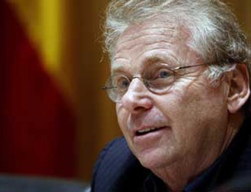 Καταστροφική η διαχείριση της ελληνικής κρίσης από την Ευρώπη, λέει ο Κον-Μπεντίτ