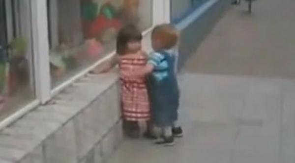 Ο κολλιτσίδας μπόμπιρας