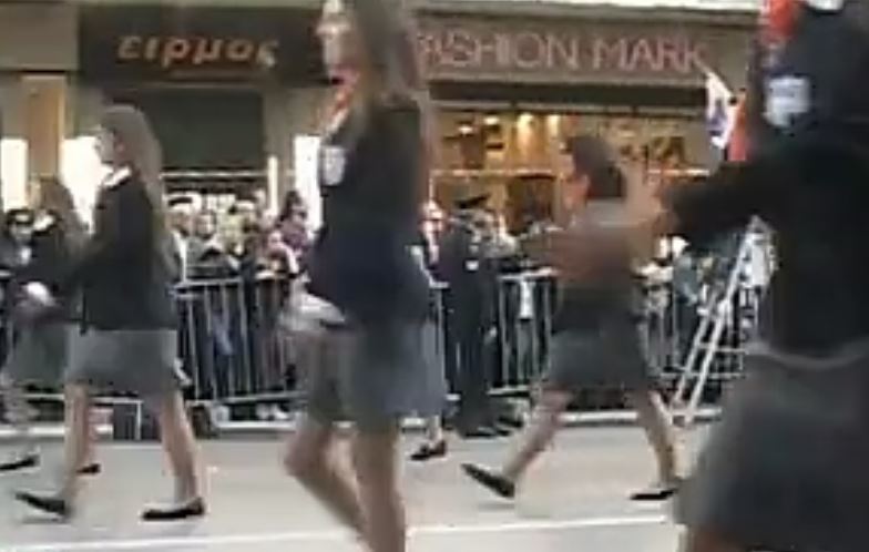 Αντιδράσεις στη Θεσσαλονίκη για την παρέλαση με κιγκλιδώματα