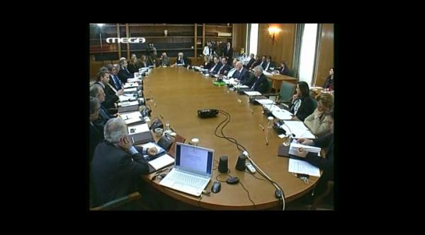 Πυρετός στην κυβέρνηση για τα νέα μέτρα