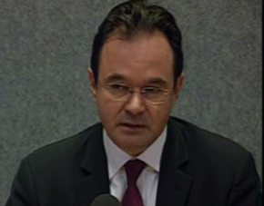 Η αναθεώρηση του ελλείμματος δεν φέρνει νέα μέτρα, λέει ο Γ.Παπακωνσταντίνου