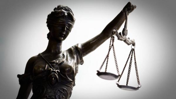 Πώς Τσίπρας και ΣΥΡΙΖΑ καταπατούν κάθε έννοια Δημοκρατίας και Δικαιοσύνης