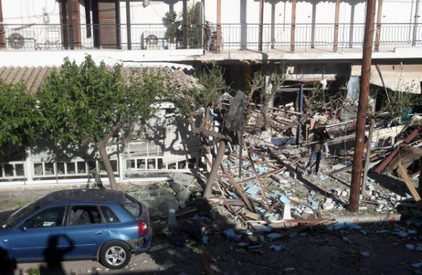 Ισχυρή έκρηξη ισοπέδωσε εστιατόριο στη Νέα Ερυθραία