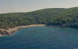 Η γραφειοκρατία «μπλοκάρει» την αγοροπωλησία των νησιών μας