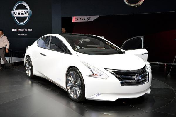 L.A. Auto Show 2010: Nissan Ellure