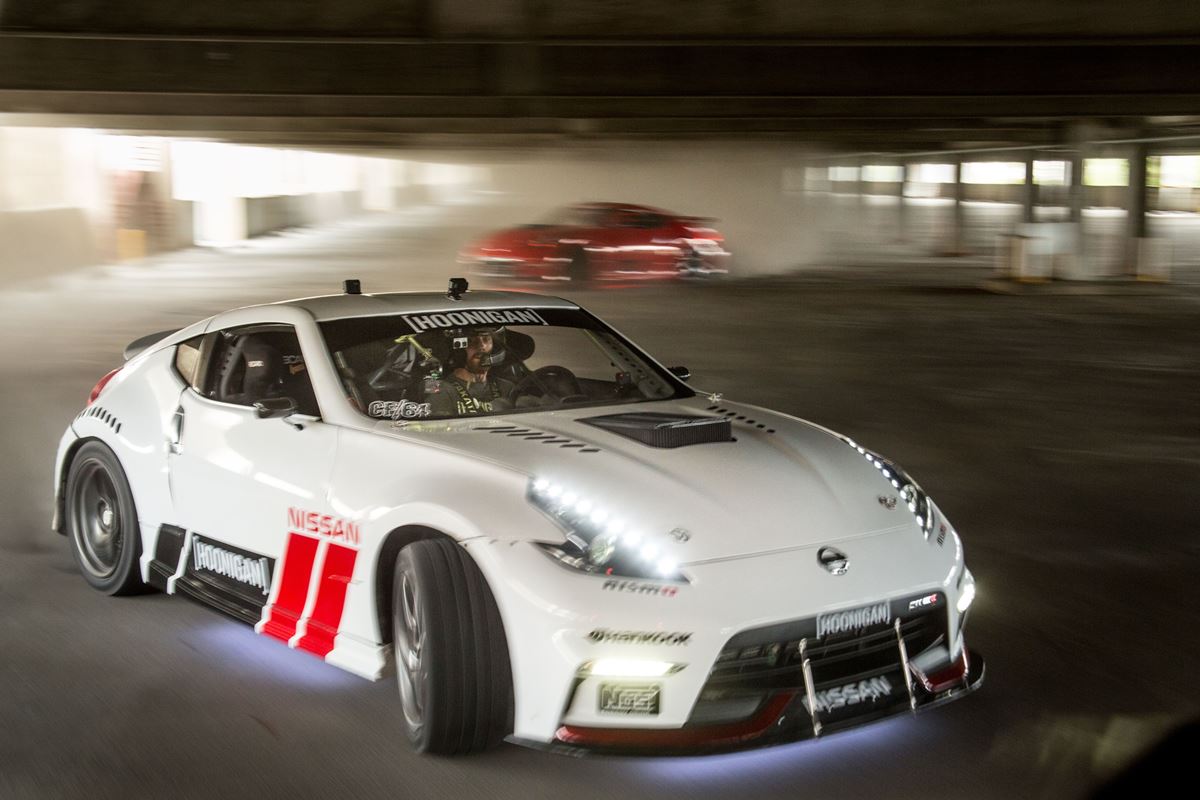 Nissan 370Ζ: Ντριφτάροντας στο L.A.