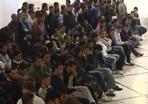 «Να αναλάβουν όλοι τις ευθύνες τους» διαμήνυσε ο πρωθυπουργός στη σύσκεψη για τους μετανάστες