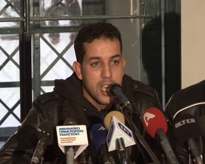 Αγώνας μέχρι τέλους, δηλώνουν οι μετανάστες που βρίσκονται στη Νομική