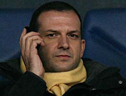 Σε αναμονή για τον Αδαμίδη