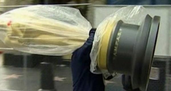 Αγωνία για τον «Κυνόδοντα» λίγο πριν την απονομή των Όσκαρ