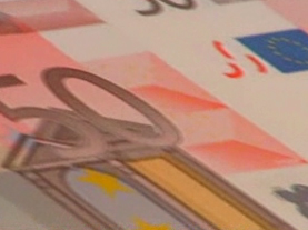 Διαψεύδει η κυβέρνηση φήμες για γερμανικό σχέδιο αναδιάρθρωσης του ελληνικού χρέους