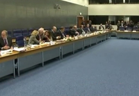 Στα 15,5 δισ. ευρώ το έλλειμμα στο επτάμηνο