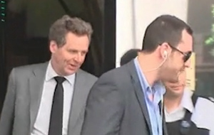 Φρένο στις απαιτήσεις της τρόικα θα επιχειρήσει να βάλει ο Στουρνάρας