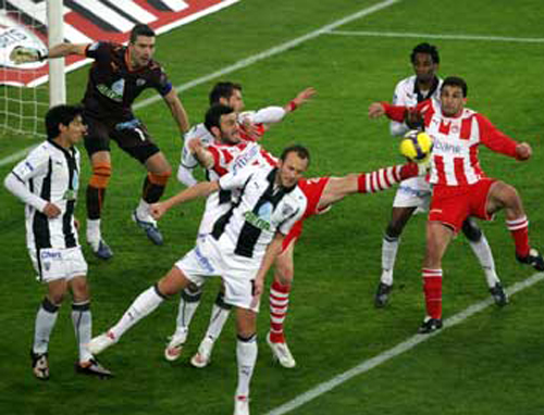 Το ντέρμπι της Τούμπας βγάζει φαβορί για την πρωτιά