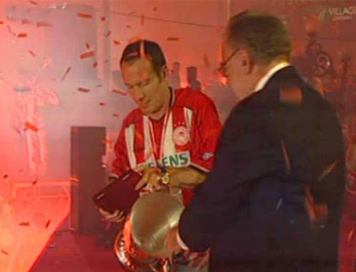 Δεύτερες σκέψεις Κόκκαλη με Κούπερ και Τερίμ