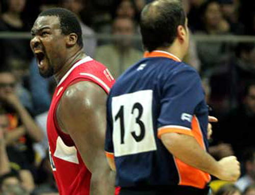 Στο Παρίσι ο Ολυμπιακός, έκανε το 3-1 επί της Πρόκομ με 86-70