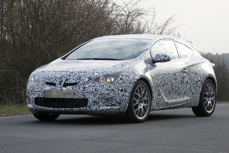 Opel Astra GTC OPC
