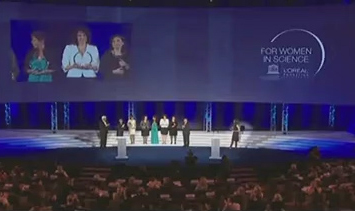 Βραβεύτηκαν οι γυναίκες επιστήμονες της Ουνέσκο