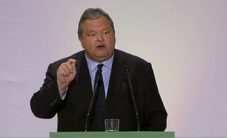 Ευ.Βενιζέλος: Οι κλακαδόροι δεν ανήκουν στην Δημοκρατική παράταξη