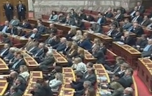 «Αναψαν φωτιές» οι αιχμές Αργύρη για το «πόθεν έσχες» βουλευτών