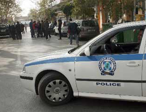 Συνελήφθησαν τρία άτομα