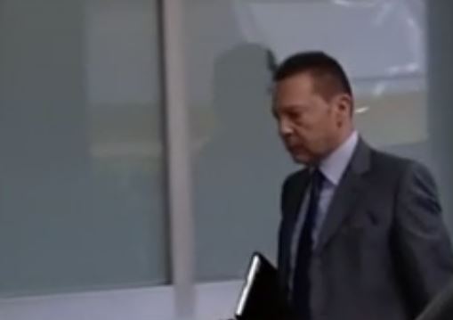 Η κυβέρνηση συζητά για νέο πακέτο βοήθειας μόνο αν δεν συνεπάγεται μέτρα