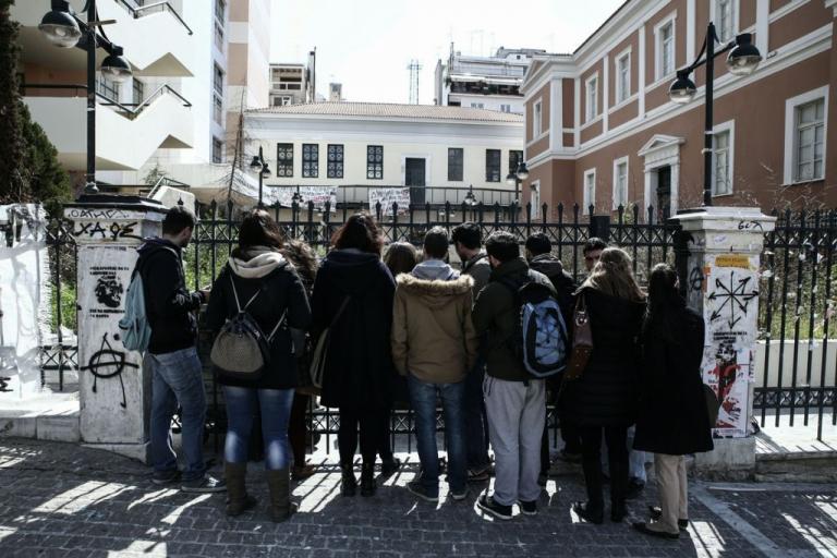 Κλειστή η Νομική ενόψει της επετείου δολοφονίας του Γρηγορόπουλου