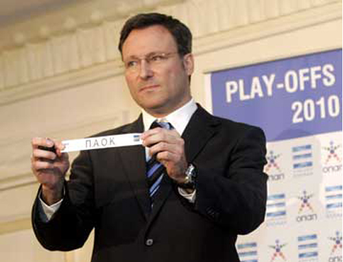 Πιέσεις για το πρόγραμμα των πλέι οφ δέχτηκε η Λίγκα