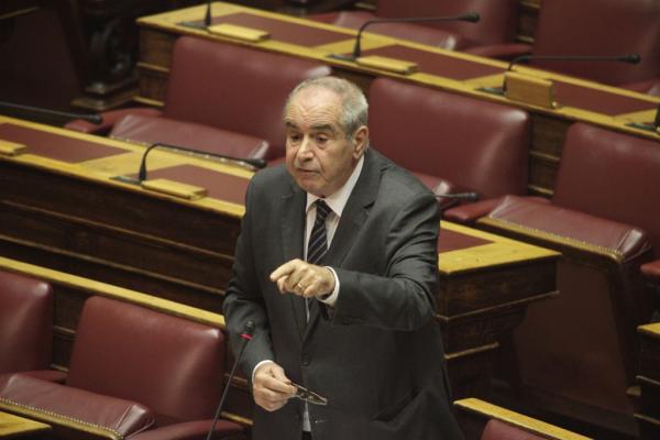 «Ρουκέτες» Παναγούλη για ύποπτες μεταγραφές στον ΣΥΡΙΖΑ – Το SMS για τη μίσθωση πούλμαν από την Αθήνα