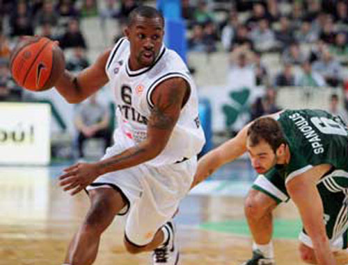 Στη φάση των «16» της Ευρωλίγκα