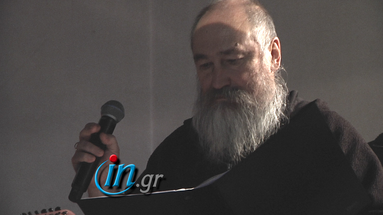 Δείτε ολόκληρη την συνέντευξη του Τζίμη Πανούση στο in.gr