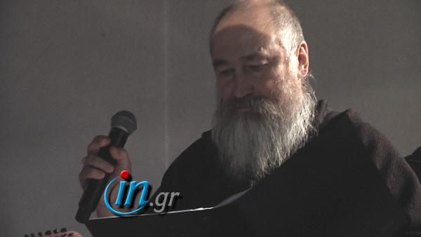 Δείτε ολόκληρη την συνέντευξη του Τζίμη Πανούση στο in.gr