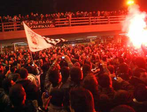 Αποθέωση της αποστολής του ΠΑΟΚ, αλλά και του «Σάλπι»