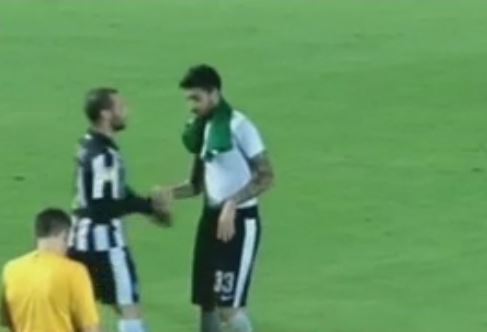 Τα «νεύρα» του Στέφενς μετά το 0-0 του ΠΑΟΚ με τη Μακάμπι Χάιφα