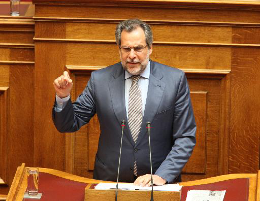 Χρήστος Παπουτσής:«Η Κερατέα ήταν η προπόνηση για το Σύνταγμα»